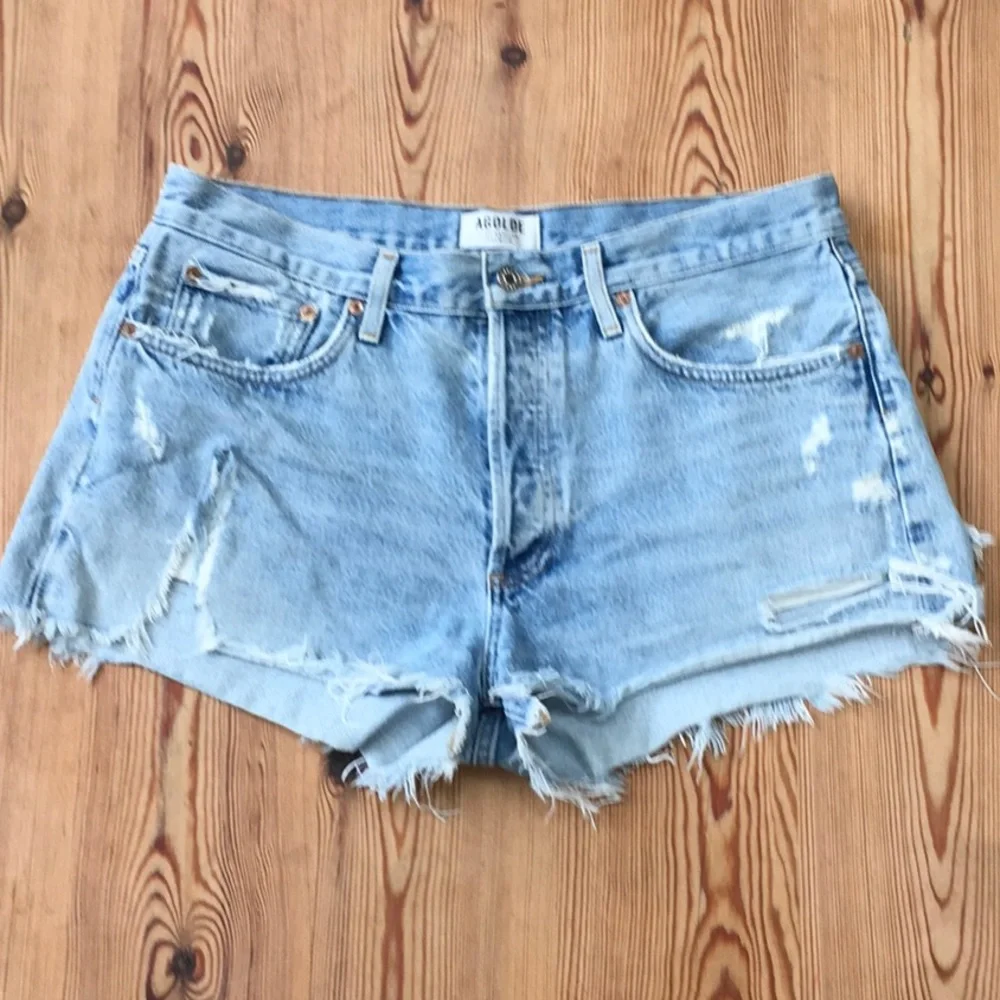 AGOLDE Parker Cut-Off Shorts - Picture 2 of 10